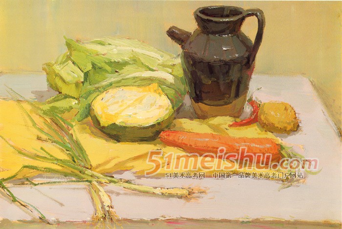 《高考速递-色彩静物应试范例》桌面黄色衬布深色陶罐蔬菜色彩写生作品